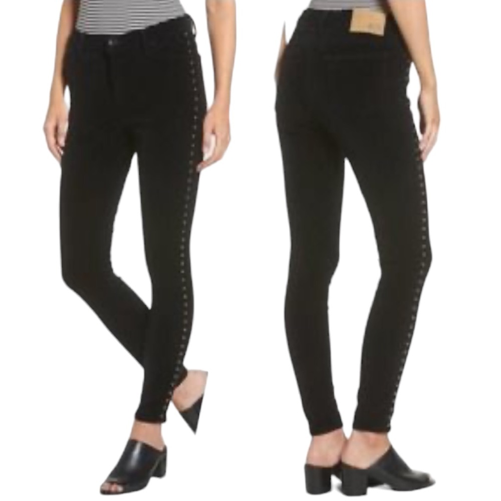 Band of Gypsies “Lola” Studded Velvet Skinny Jeans NWT (B1)